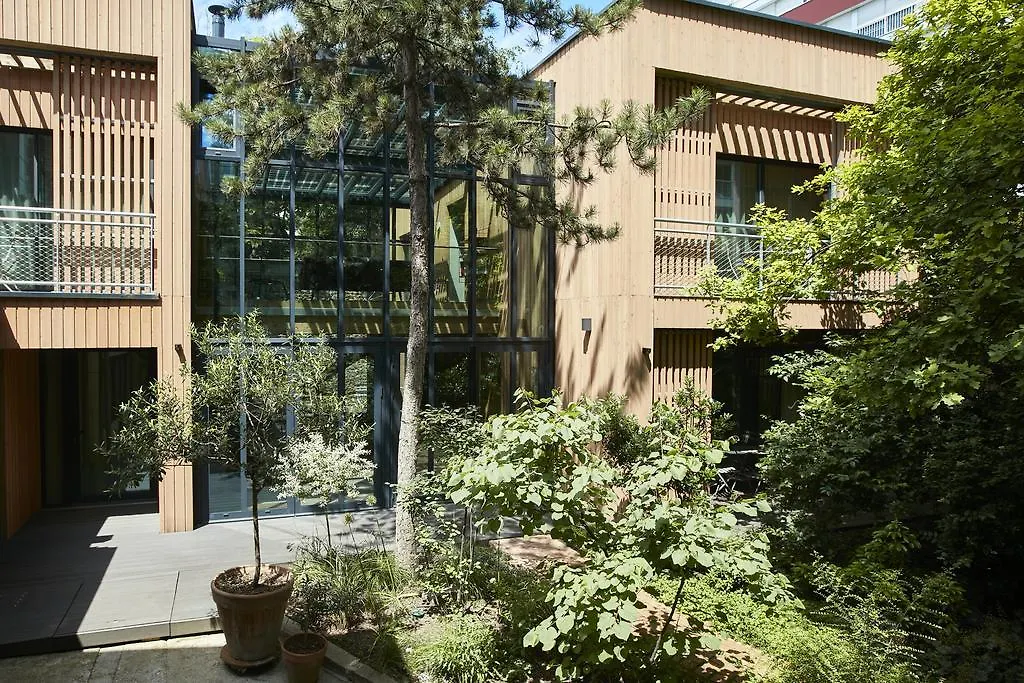 Eden Bed & Breakfast 3*