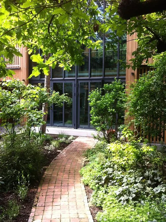 Bed and Breakfast Eden 3*